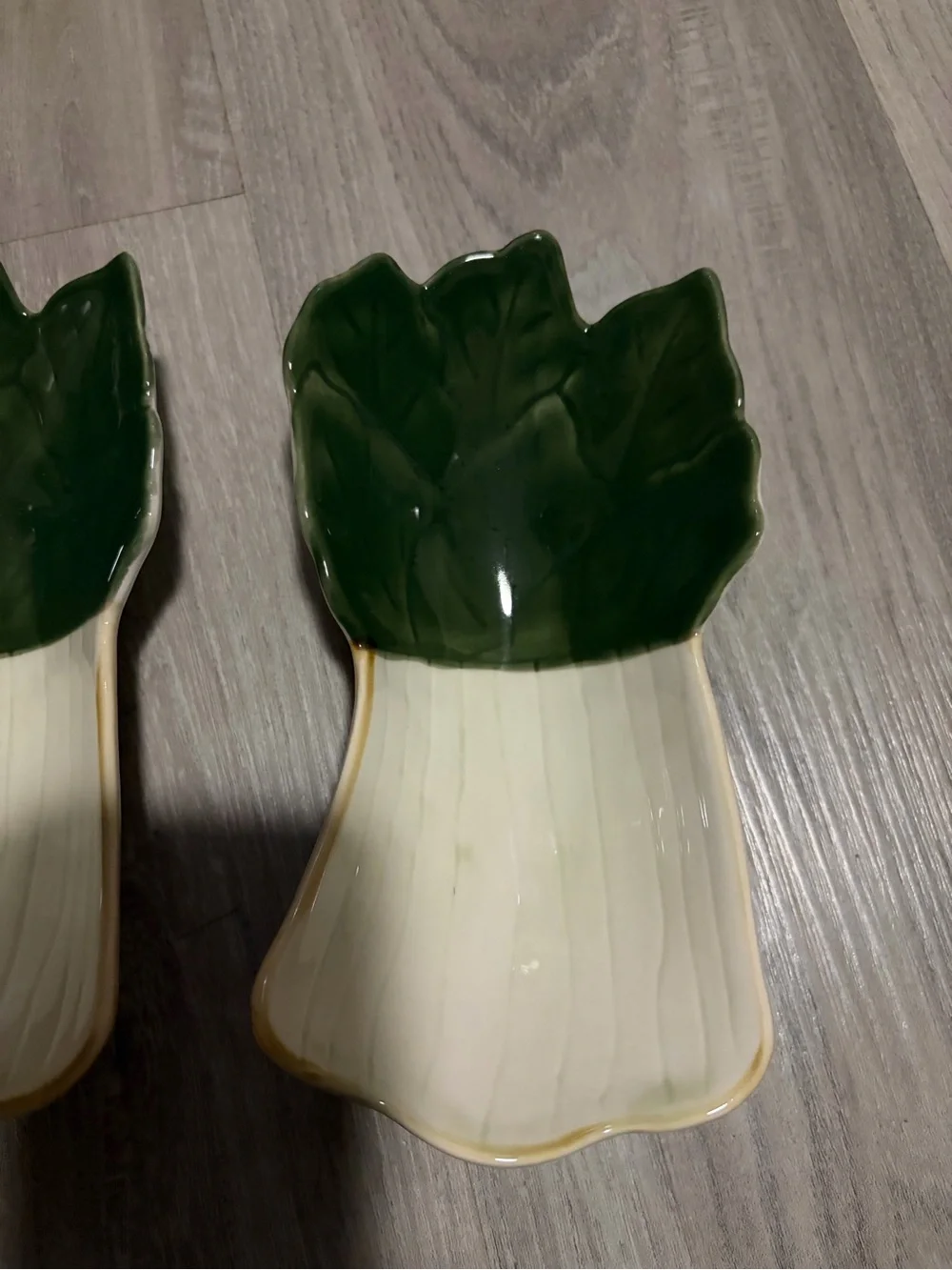 Green and Cream Leaf Ceramic Snack Dishes - Set of 2
